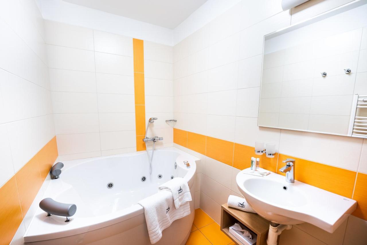 Hotel Artaban Žirovnice Kültér fotó
