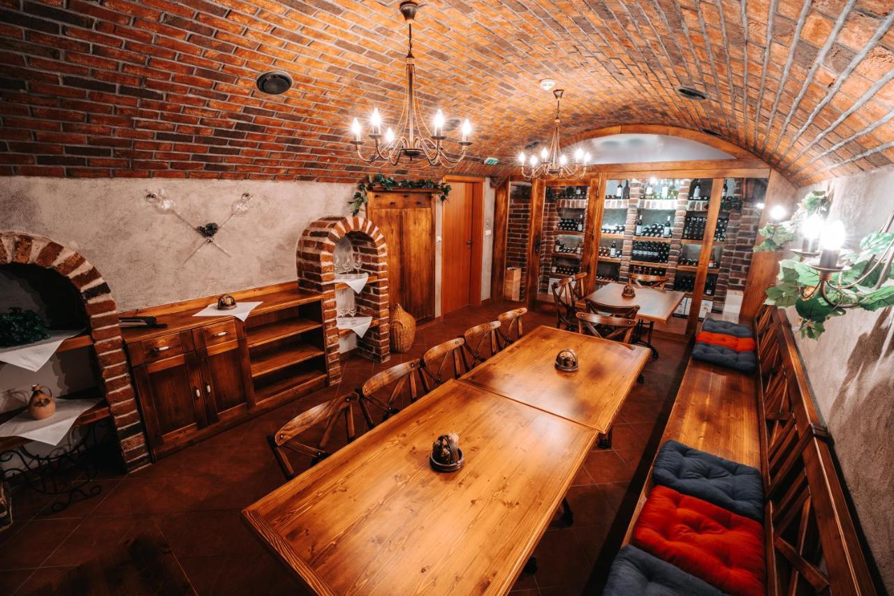 Hotel Artaban Žirovnice Kültér fotó