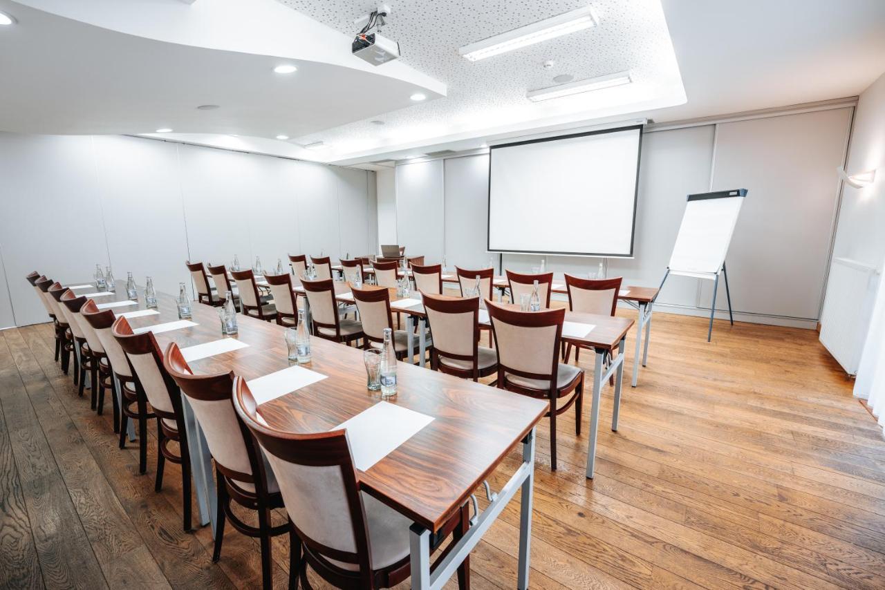 Hotel Artaban Žirovnice Kültér fotó