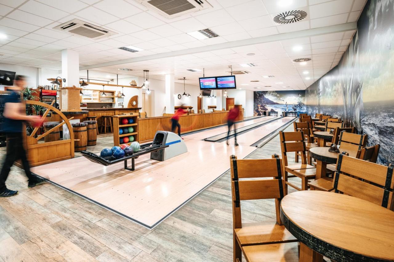 Hotel Artaban Žirovnice Kültér fotó