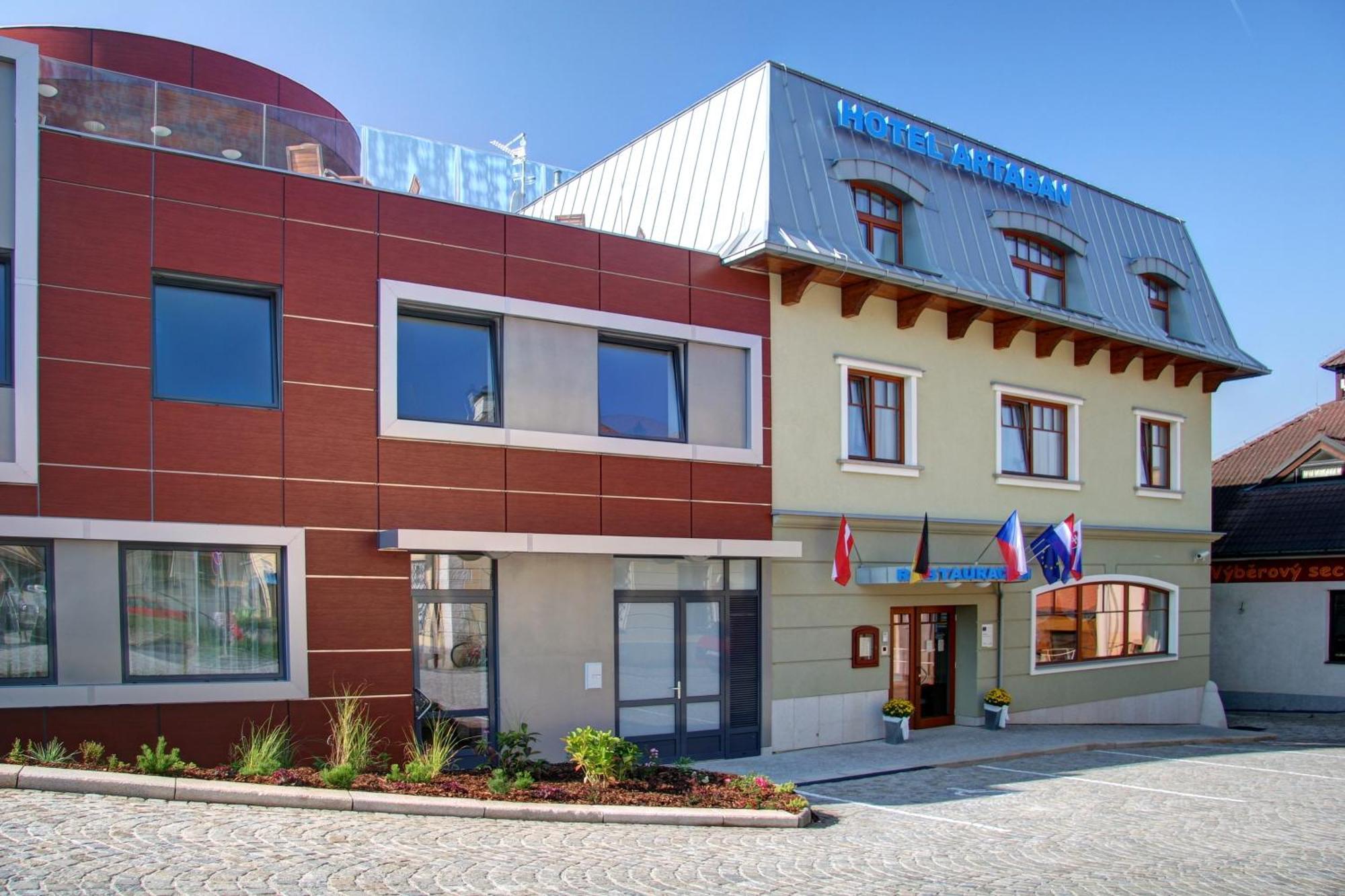 Hotel Artaban Žirovnice Kültér fotó